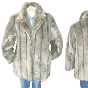 f u r :: Luxurious Vintage Soft Faux Fur Mink Fur Coat